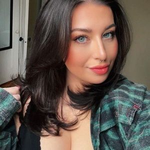 Meet your Posher, Kylie